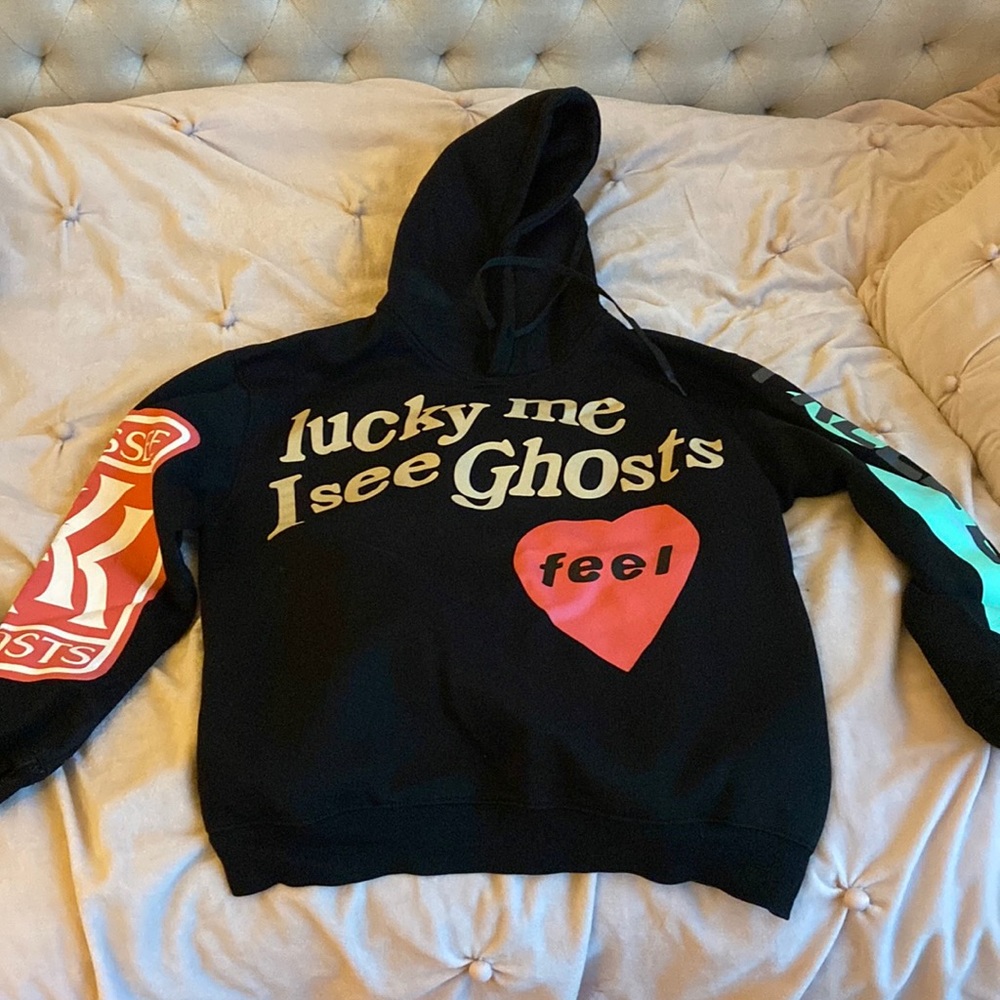 Comfy hoodie!!